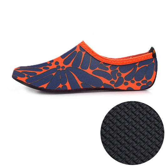 3mm Non-slip Rubber Embossing Texture Sole Figured Diving Shoes and Socks, One Pair, Size:S (Orange) - Swimming Fins & Diving Shoes by PMC Jewellery | Online Shopping South Africa | PMC Jewellery | Buy Now Pay Later Mobicred