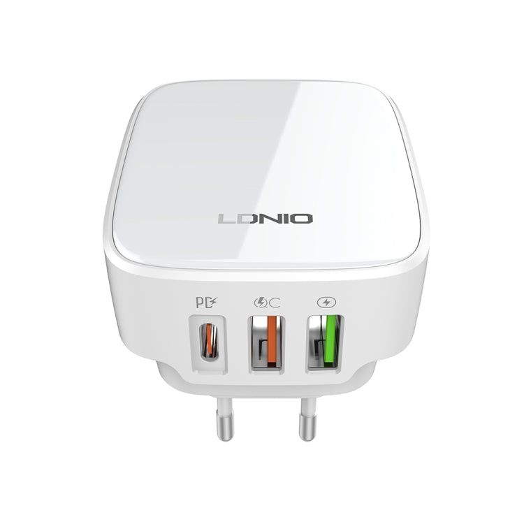 LDNIO Q334 32W Type-C + Dual USB Port Charger with 1m USB-C / Type-C to 8 Pin Data Cable, Plug Type:EU Plug(White) - USB Charger by LDNIO | Online Shopping South Africa | PMC Jewellery | Buy Now Pay Later Mobicred