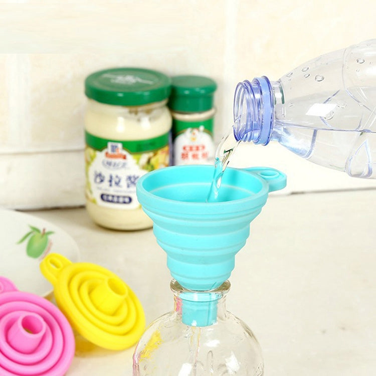 Mini Silicone Foldable Telescopic Funnel Random Color Delivery - Gadgets by PMC TechLife | Online Shopping South Africa | PMC TechLife | Buy Now Pay Later Mobicred