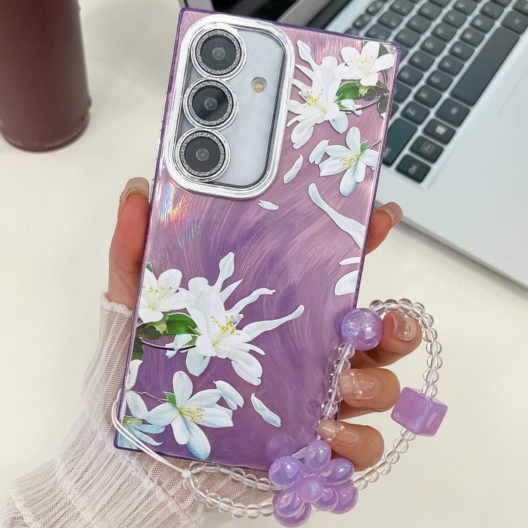 For Samsung Galaxy S25 5G Electroplating Flowers Plants Texture Wristband TPU Phone Case(Gardenia FL15) - Galaxy S25 5G Cases by PMC Jewellery | Online Shopping South Africa | PMC Jewellery | Buy Now Pay Later Mobicred