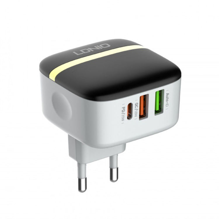 LDNIO A3513Q 32W QC3.0 3 USB Ports Phone Adapter EU Plug with Type-C Cable - free shipping - PMC TechLife - Order now!