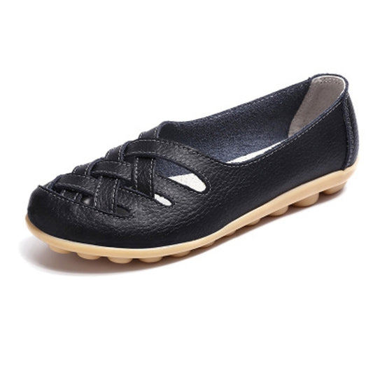 Hollow Woven Casual Nurse Shoes Cover Foot Peas Shoes for Women (Color:Black Size:36) - Casual Shoes by PMC Jewellery | Online Shopping South Africa | PMC Jewellery