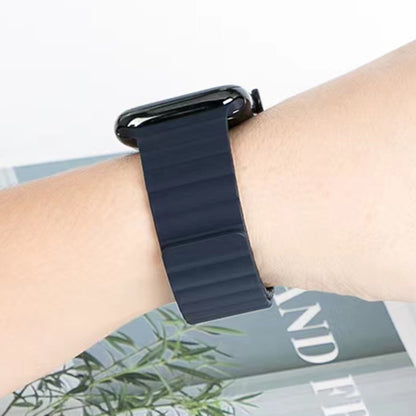 Mutural Liquid Silicone Magnetic Strap Watch Band For Apple Watch Ultra 49mm&Watch Ultra 2 49mm / Series 9&8&7 45mm / SE 3&SE 2&6&SE&5&4 44mm / 3&2&1 42mm(Midlight) - Watch Bands by Mutural | Online Shopping South Africa | PMC Jewellery | Buy Now Pay Later Mobicred